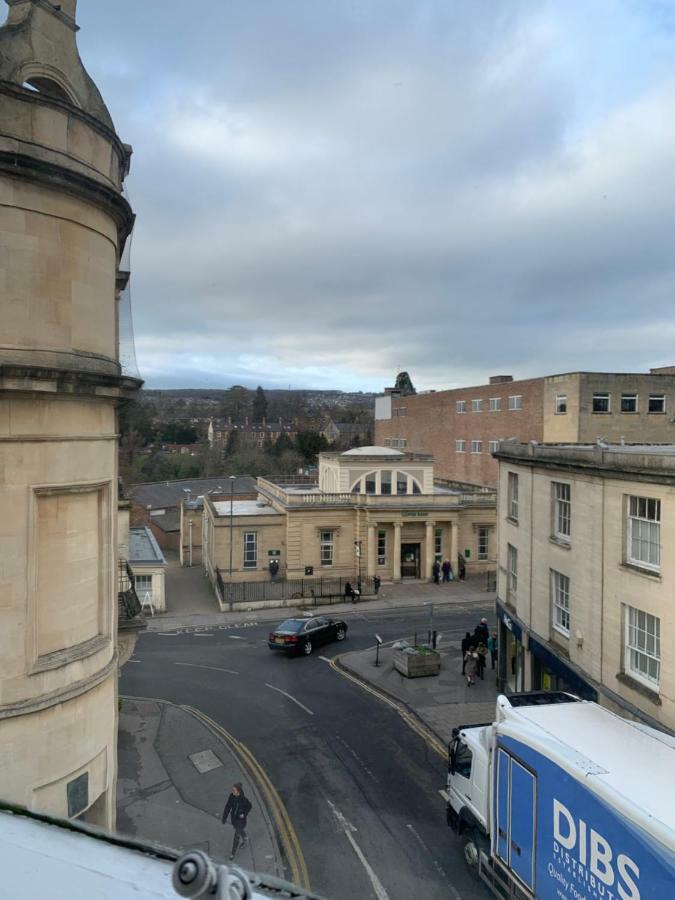 Cotswold Valley Aparthotel สเตราด์ ภายนอก รูปภาพ